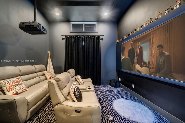 7222 SW 79th Ter, Miami, FL 33143