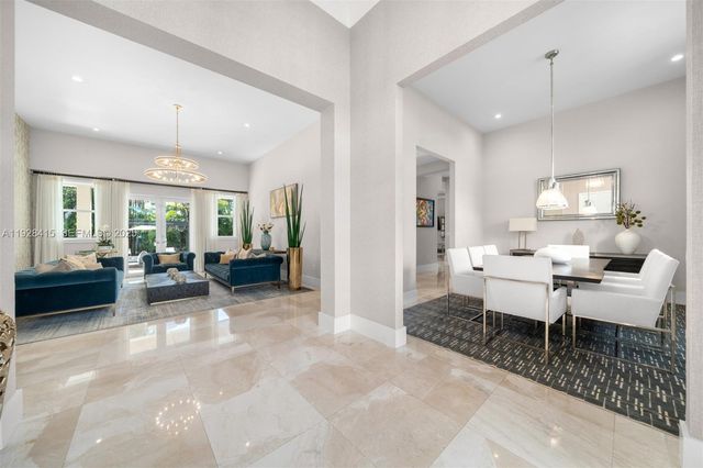 7222 SW 79th Ter, Miami, FL 33143