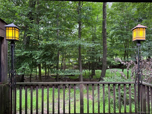4 Linden Court, Pomona, NY 10970