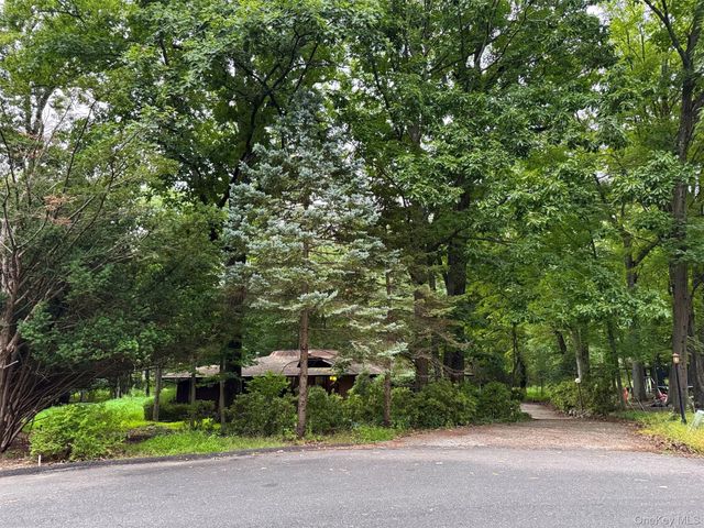 4 Linden Court, Pomona, NY 10970