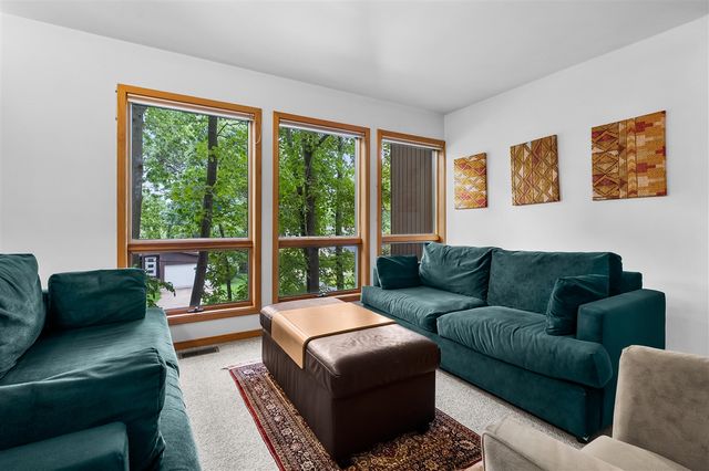 1828 Greenlawn Avenue, Kalamazoo, MI 49006