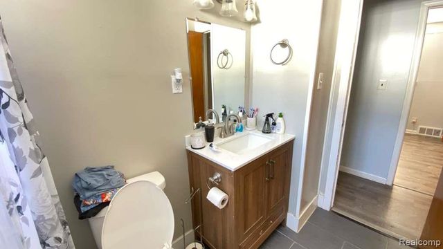 11268 Jewett Avenue, Warren, MI 48089