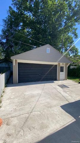 11268 Jewett Avenue, Warren, MI 48089