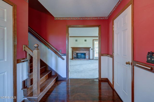 15376 Five Point Road, Perrysburg, OH 43551