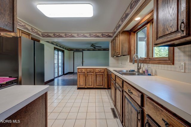 15376 Five Point Road, Perrysburg, OH 43551
