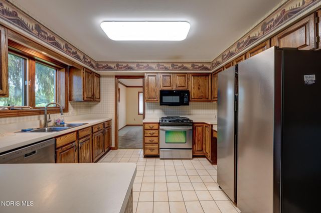 15376 Five Point Road, Perrysburg, OH 43551