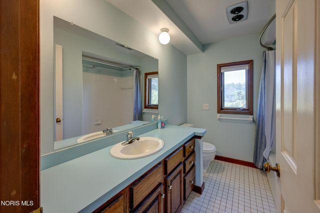 15376 Five Point Road, Perrysburg, OH 43551