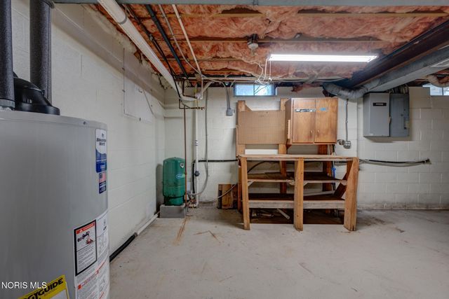 15376 Five Point Road, Perrysburg, OH 43551