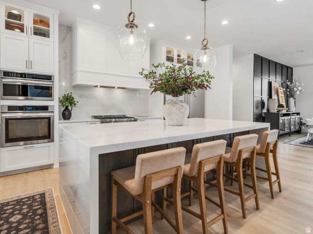 6861 E SUMMIT PEAK CIR, Huntsville, UT 84317
