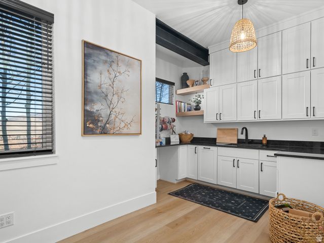 6861 E SUMMIT PEAK CIR, Huntsville, UT 84317