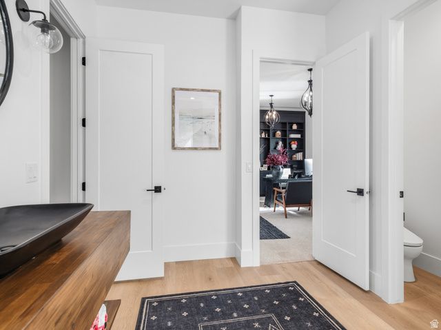 6861 E SUMMIT PEAK CIR, Huntsville, UT 84317