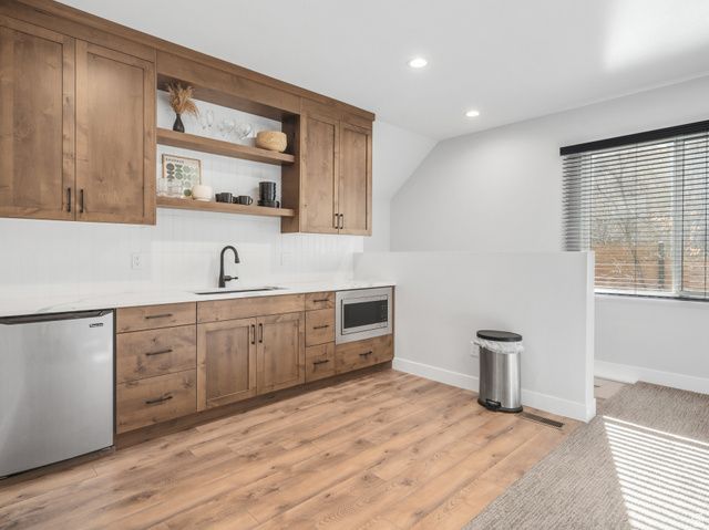 6861 E SUMMIT PEAK CIR, Huntsville, UT 84317