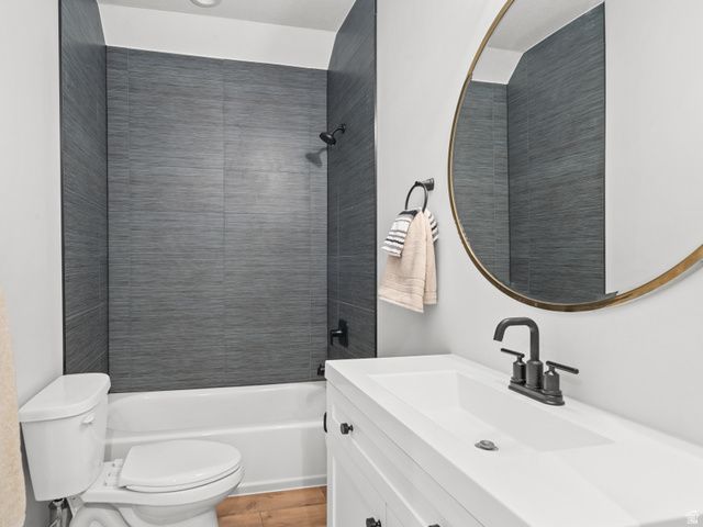 6861 E SUMMIT PEAK CIR, Huntsville, UT 84317
