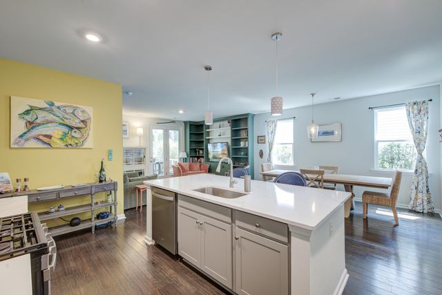 3798 Sawmill Court, Mount Pleasant, SC 29429