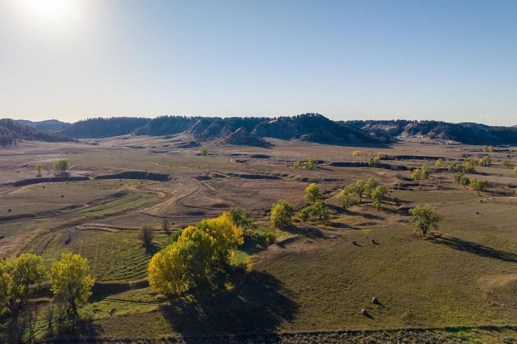 979 Bitter Creek Road, Recluse, WY 82725