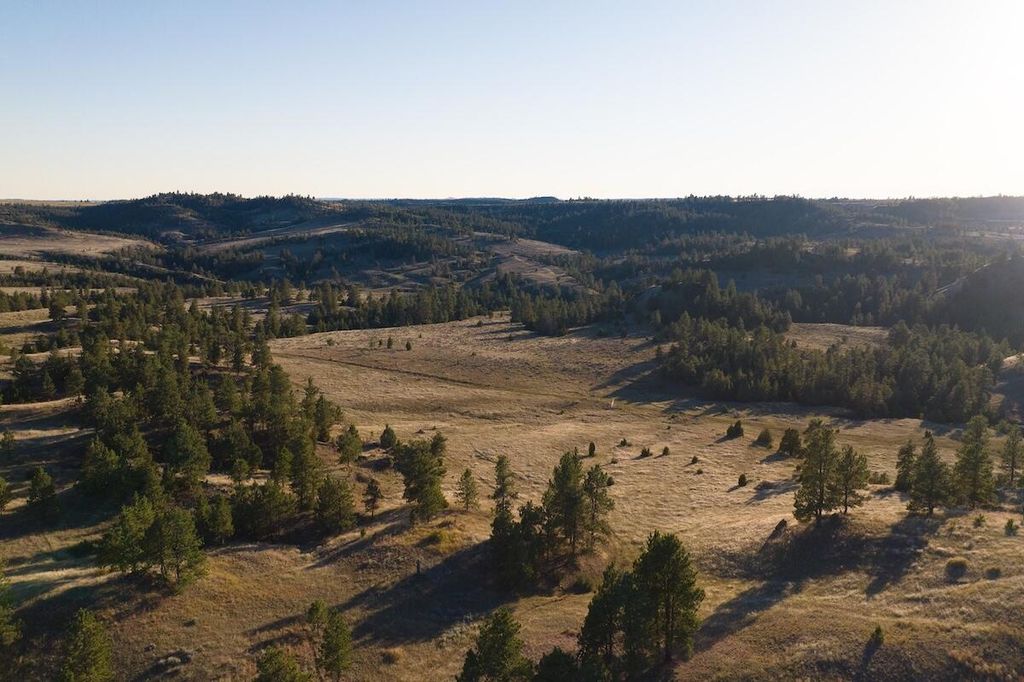 979 Bitter Creek Road, Recluse, WY 82725 photo 11