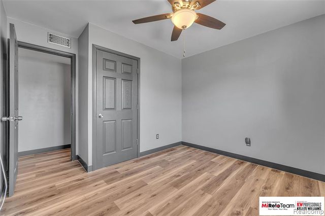 4737 Glenis Street, Dearborn Heights, MI 48125