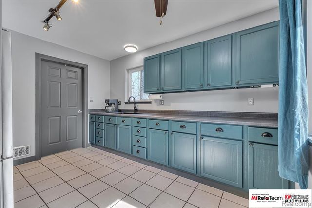 4737 Glenis Street, Dearborn Heights, MI 48125