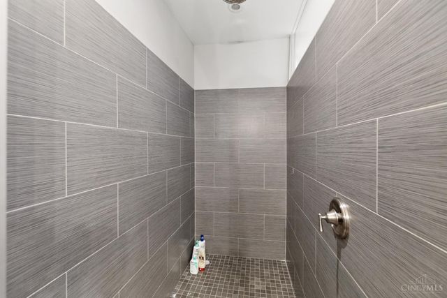 2000 Breen Street, Cincinnati, OH 45208