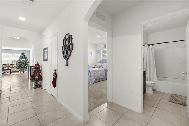 201 WOOD HOLLOW ROAD, Deland, FL 32724