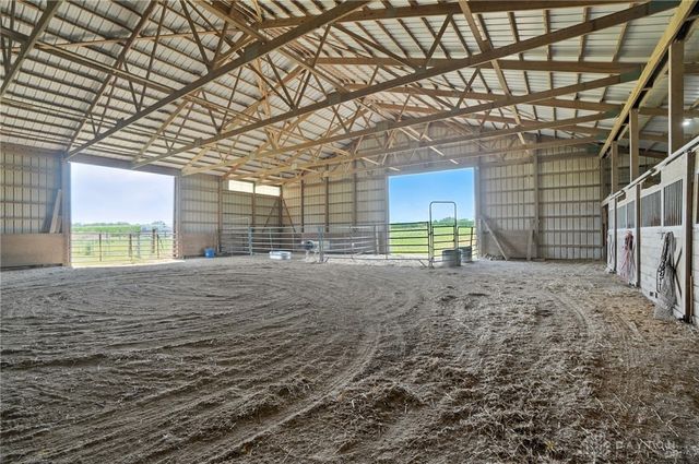 1255 Bischoff Road, New Carlisle, OH 45344