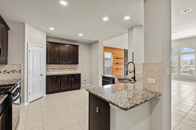 361 Vista Gardens DR, Buda, TX 78610