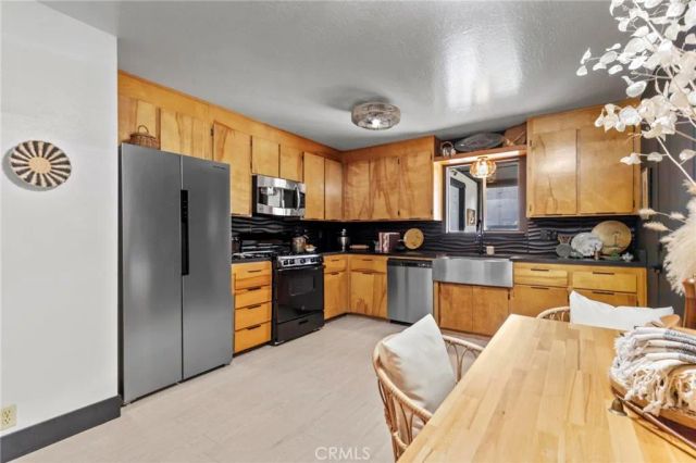 425 Pomona Avenue, Oroville, CA 95965