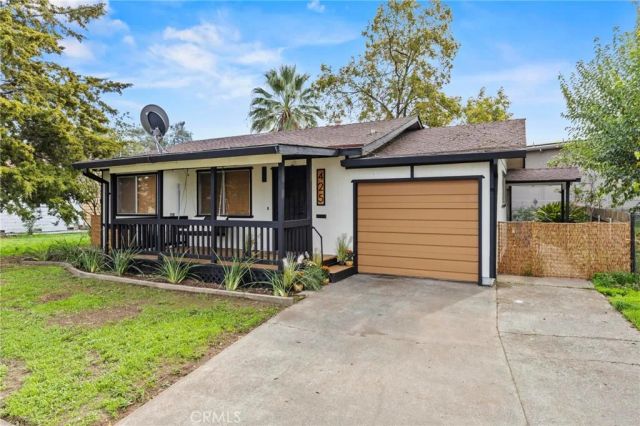425 Pomona Avenue, Oroville, CA 95965