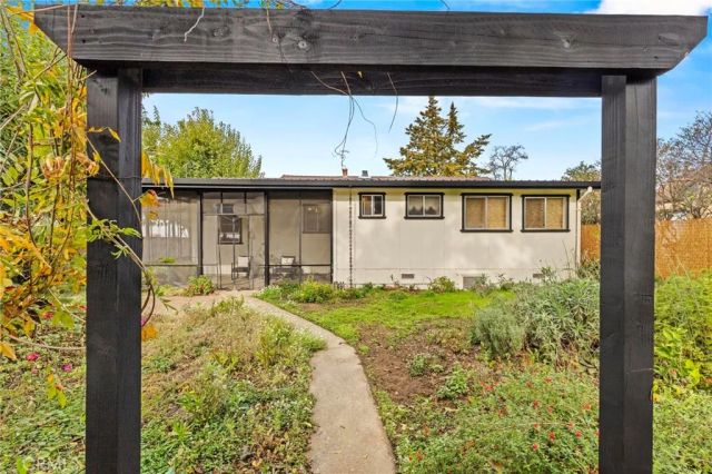 425 Pomona Avenue, Oroville, CA 95965