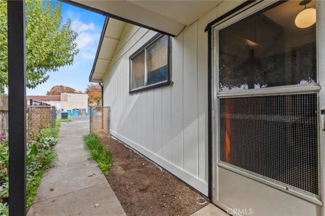 425 Pomona Avenue, Oroville, CA 95965