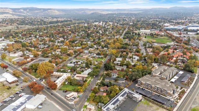 425 Pomona Avenue, Oroville, CA 95965