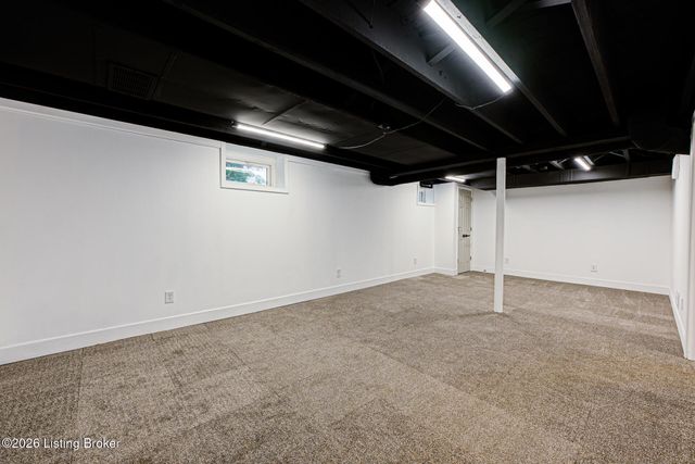 4011 Lambert Ave, Louisville, KY 40218