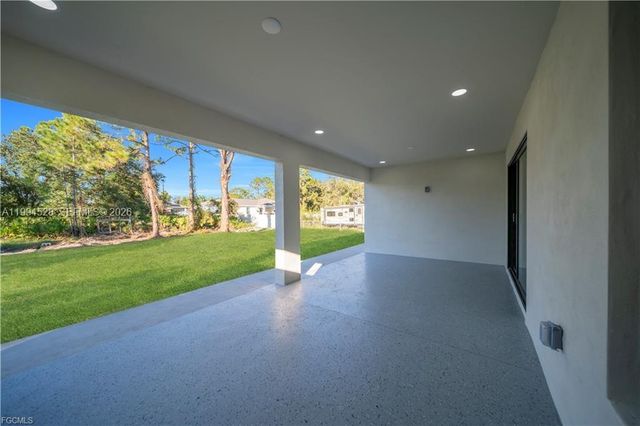 2806 Vera Ave S, Lehigh Acres, FL 33976