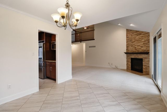 1055 Mission Hills Court, Chesterton, IN 46304