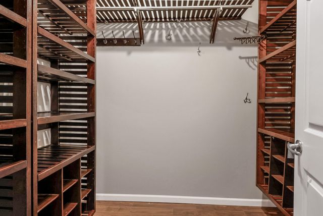 1055 Mission Hills Court, Chesterton, IN 46304