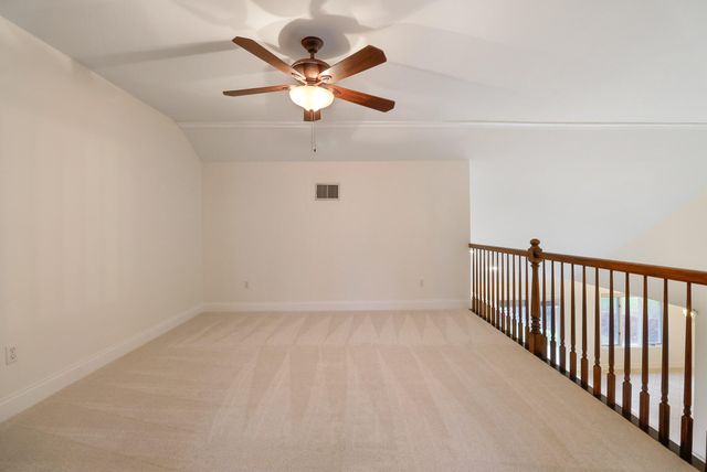 1055 Mission Hills Court, Chesterton, IN 46304