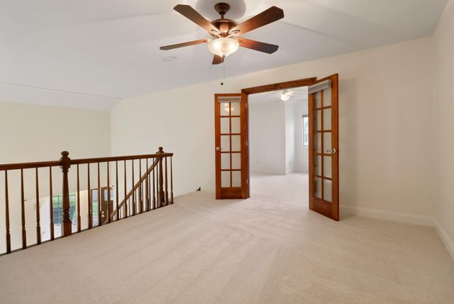 1055 Mission Hills Court, Chesterton, IN 46304