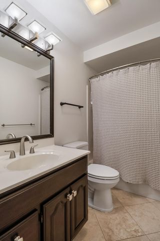 1055 Mission Hills Court, Chesterton, IN 46304