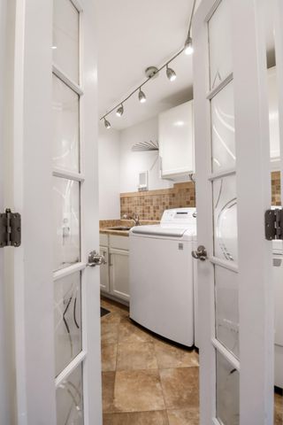 1055 Mission Hills Court, Chesterton, IN 46304