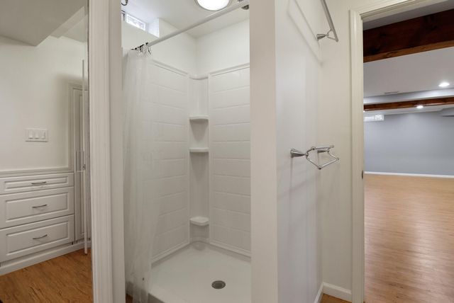 1055 Mission Hills Court, Chesterton, IN 46304