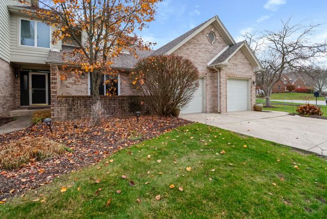 1055 Mission Hills Court, Chesterton, IN 46304
