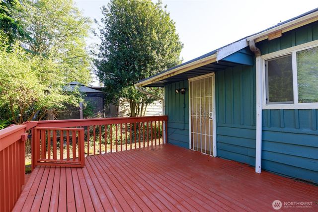 20411 56th Avenue W, Lynnwood, WA 98036