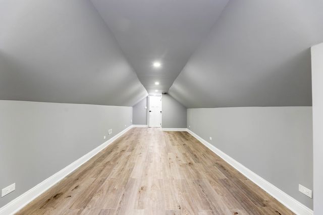 7545 S Rhodes Avenue, Chicago, IL 60619