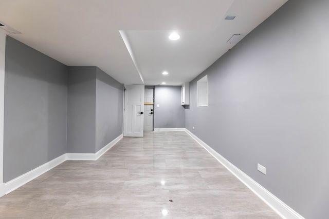 7545 S Rhodes Avenue, Chicago, IL 60619