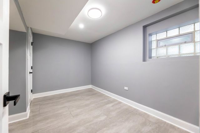 7545 S Rhodes Avenue, Chicago, IL 60619