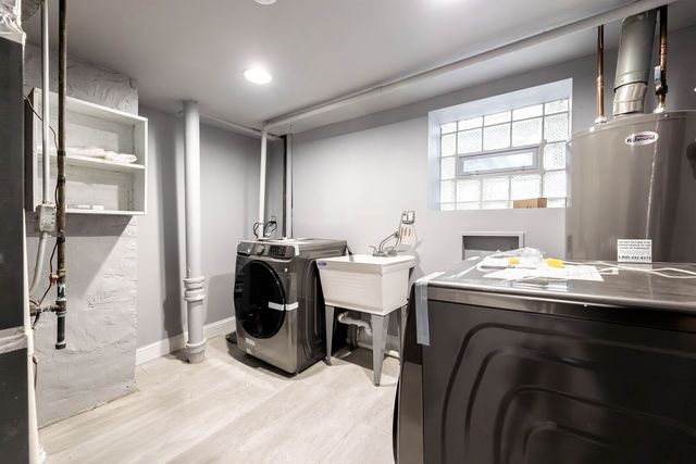 7545 S Rhodes Avenue, Chicago, IL 60619