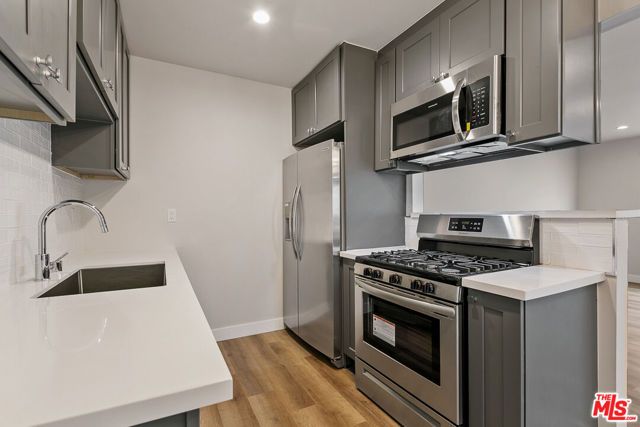 2401 S SYCAMORE Avenue 6, Los Angeles, CA 90016