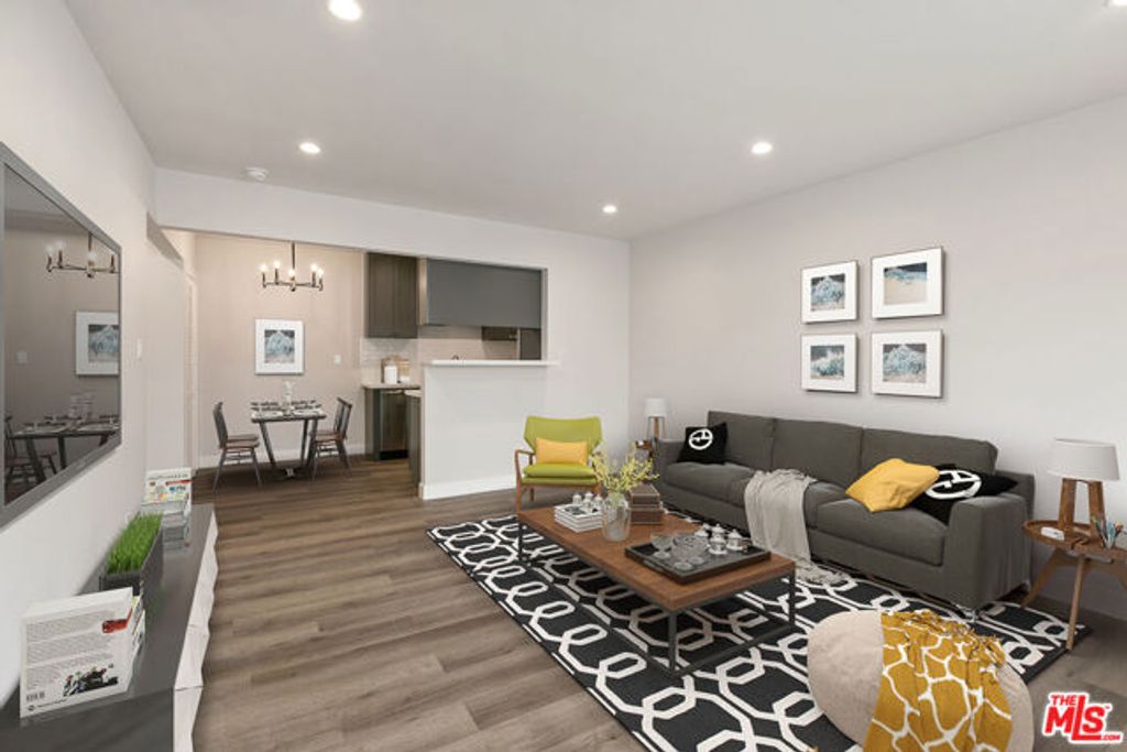2401 S SYCAMORE Avenue 6, Los Angeles, CA 90016
