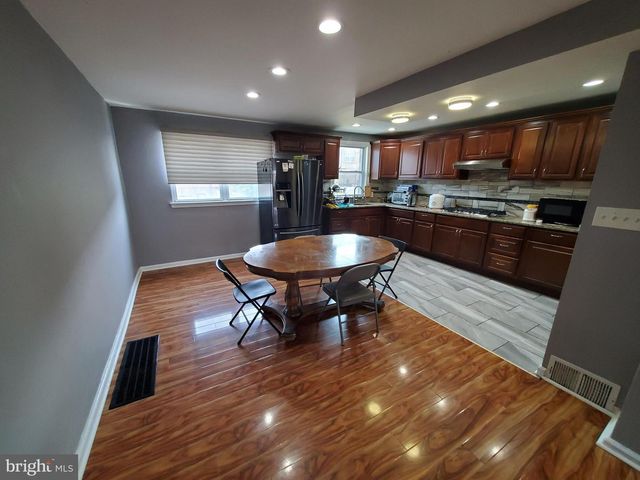 1053 LEVICK ST, Philadelphia, PA 19111
