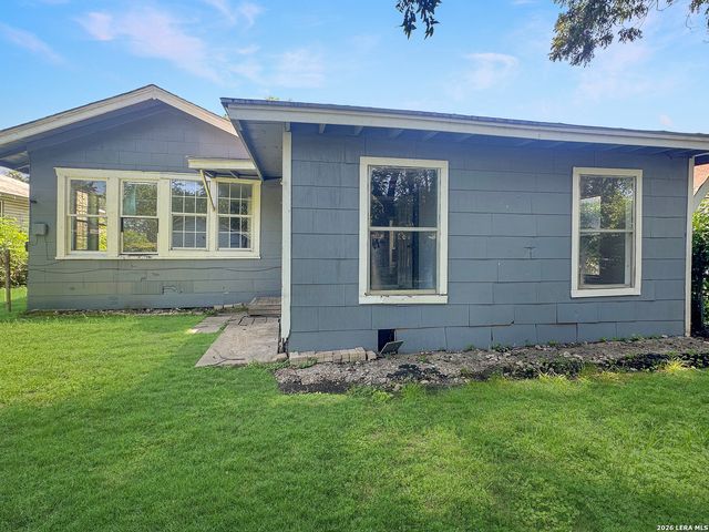 423 Barrett Place, San Antonio, TX 78225